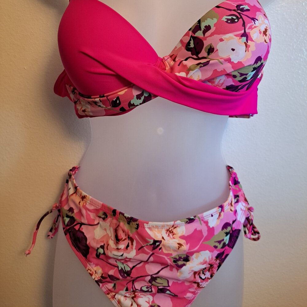 New In Bag Summer Trend Women's Fashion 2-Piece Cross Bikini Set Swimsuit - Picture 13 of 15